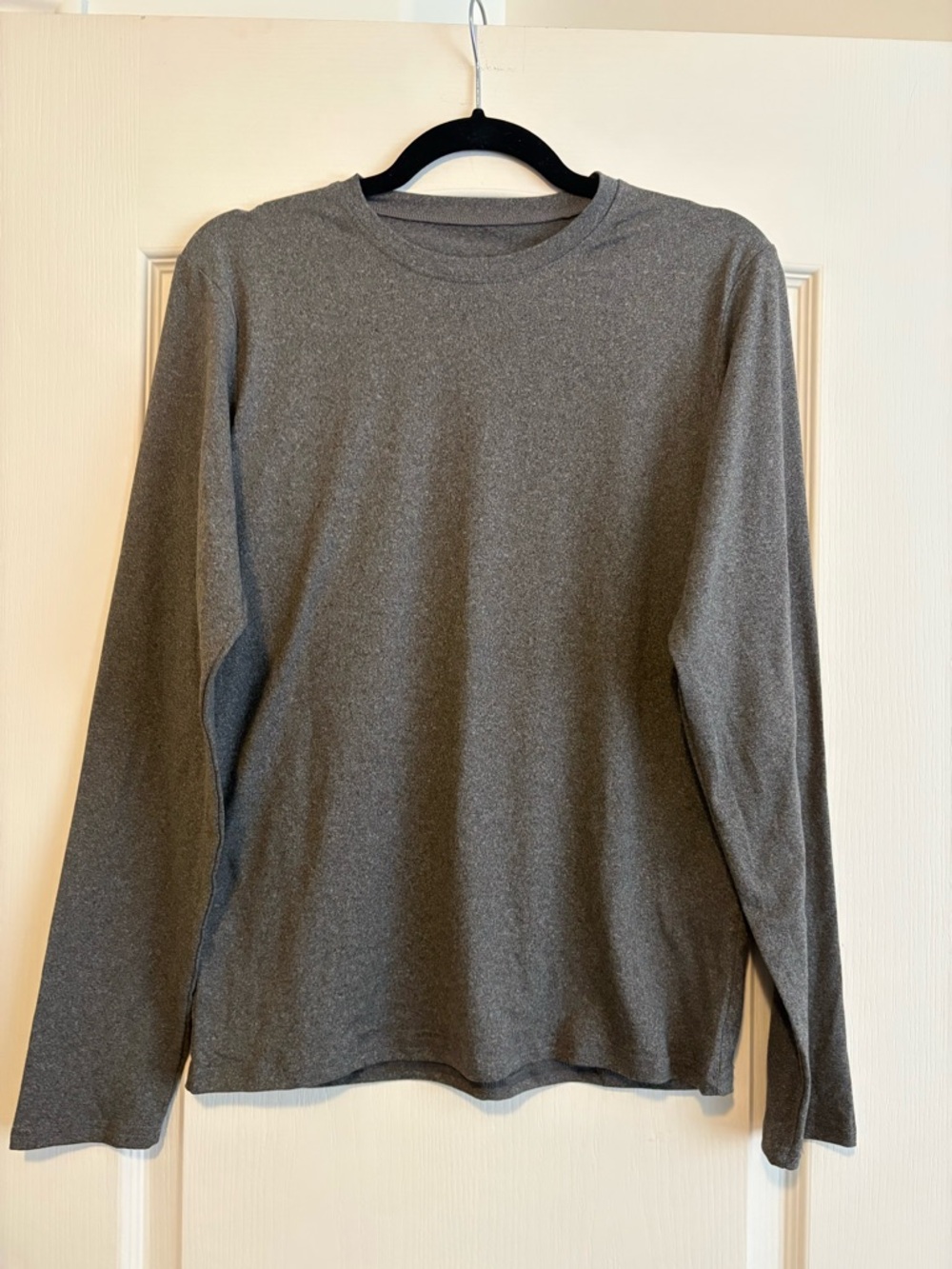Men's Long-Sleeve Crewneck Shirt - Gray